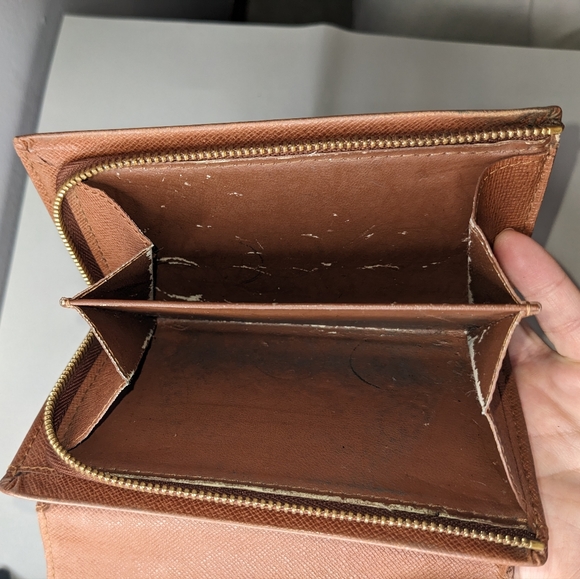 Authentic Louis Vuitton monogram tresor wallet - Picture 11 of 15